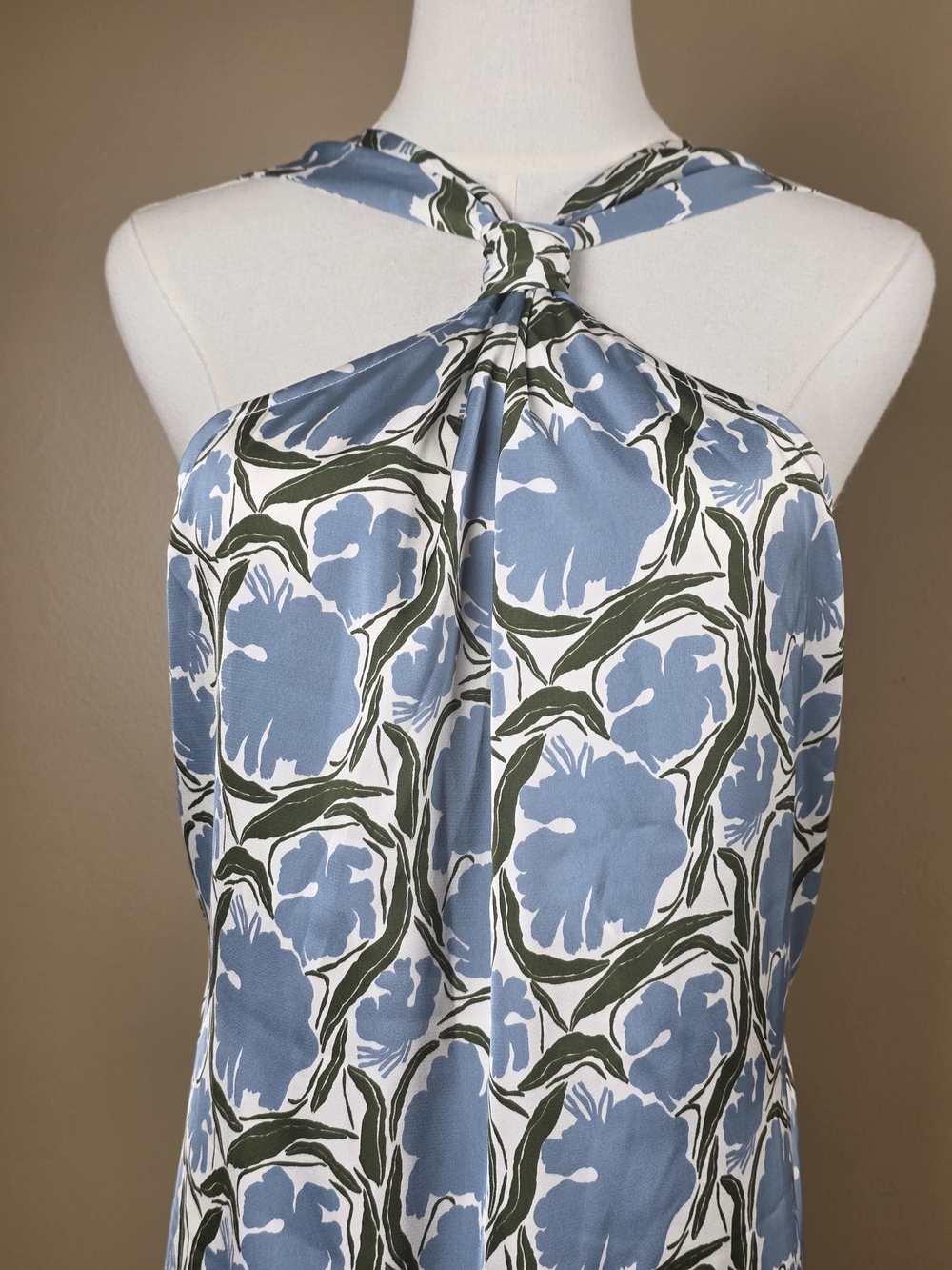 Halter Neck Floral Print Midi Dress - Picture 8 of 8